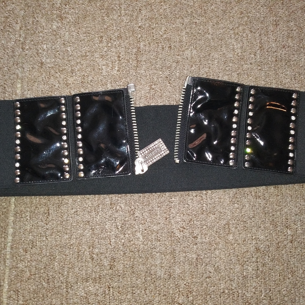 Guess Belt